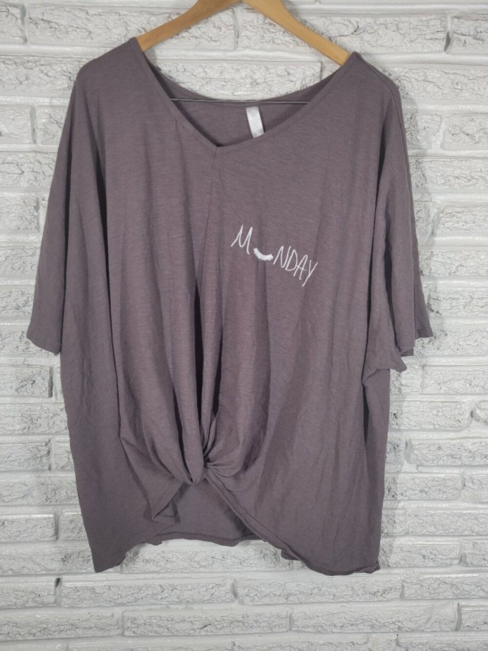 Cacique‎ Pajama Top 26/28 Gray Cotton Blend Monday Plus Sleep Embroidered B5E